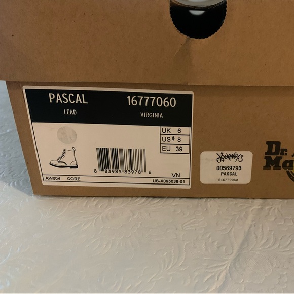 Grey Doc Martens! - Picture 4 of 5